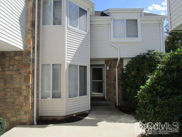 North Brunswick, NJ 08902,1006 Schmidt LN #11