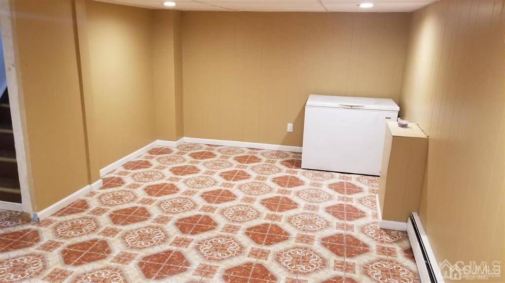 South Plainfield, NJ 07080,2224 Lewis PL