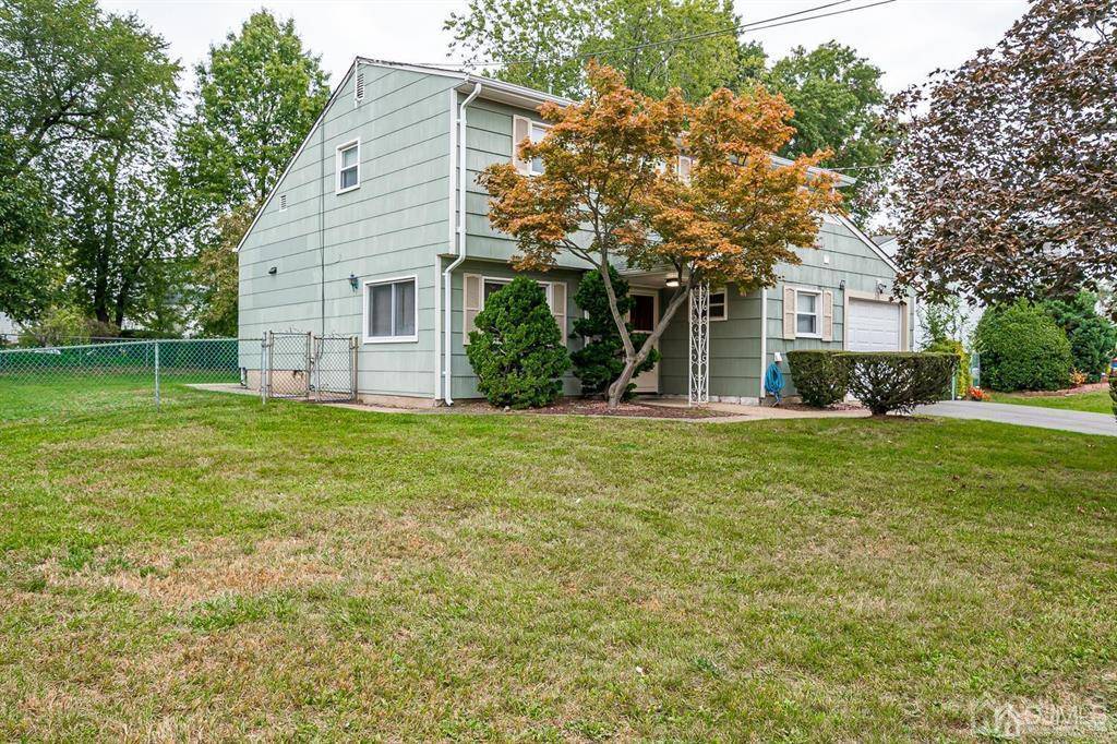 Edison, NJ 08817,23 Barlow RD