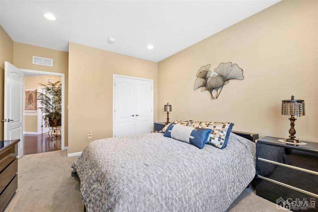 Manalapan, NJ 07726,100 Wintergreen DR