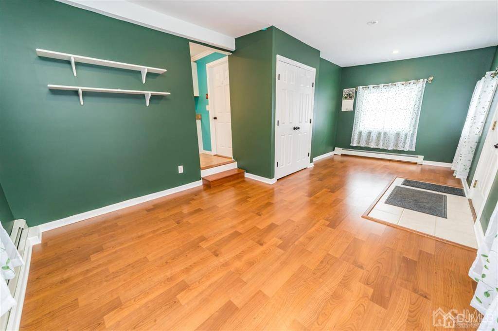 Newton Town, NJ 07860,36 Paterson AVE