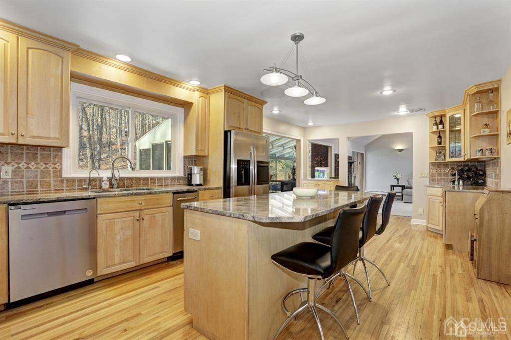 Kinnelon, NJ 07405,36 Tower Hill LN SE