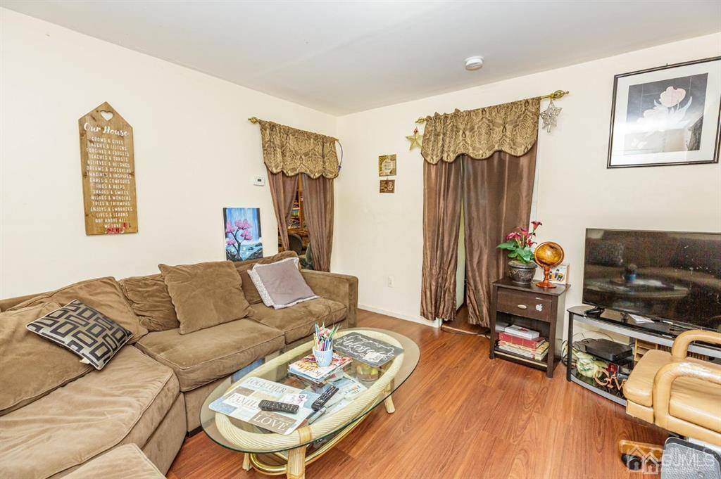 Union Twp, NJ 07088,148 Burkley PL