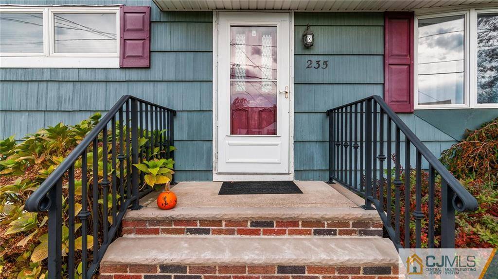 Edison, NJ 08817,235 Wellington PL