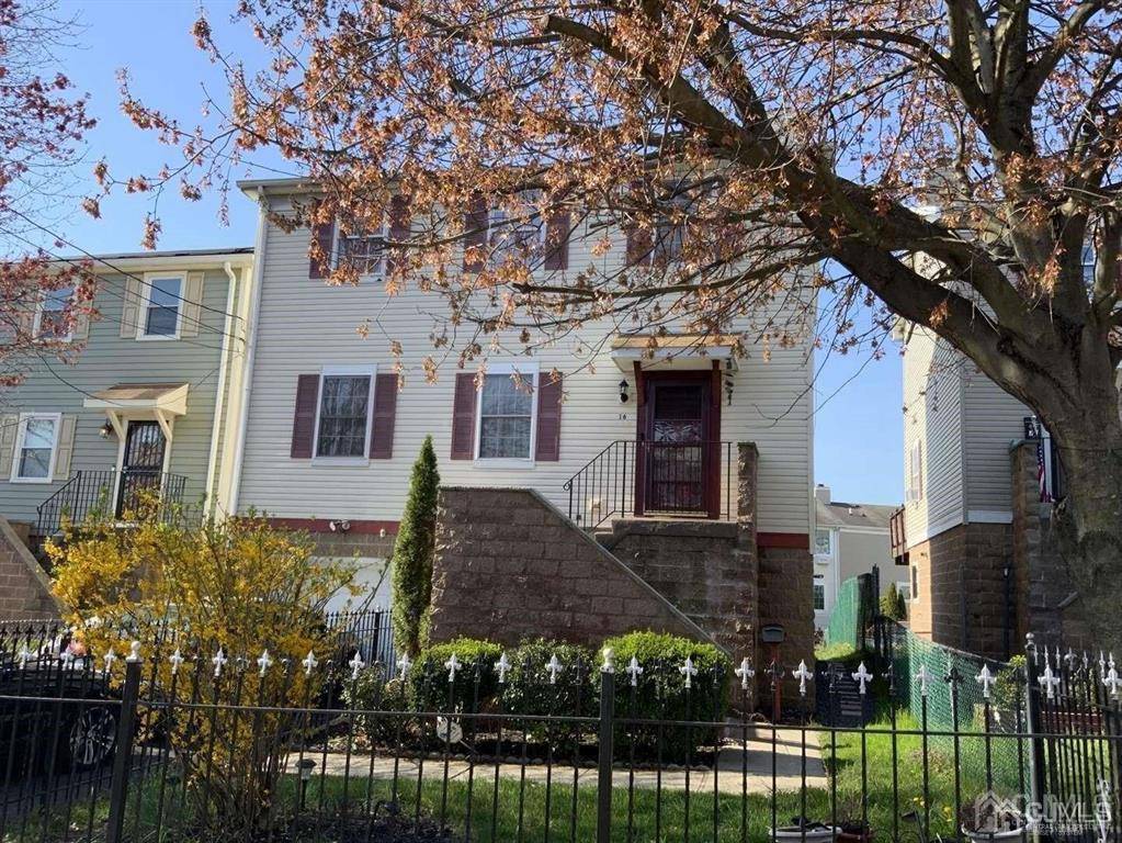 Newark, NJ 07104,16 Victoria AVE
