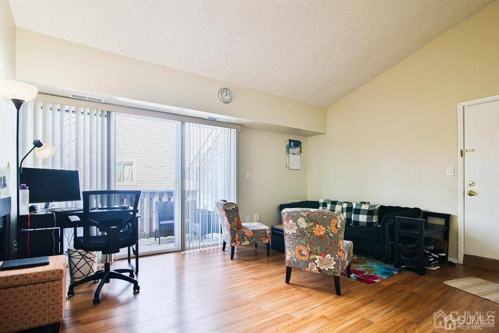 Plainsboro, NJ 08536,2306 Aspen DR