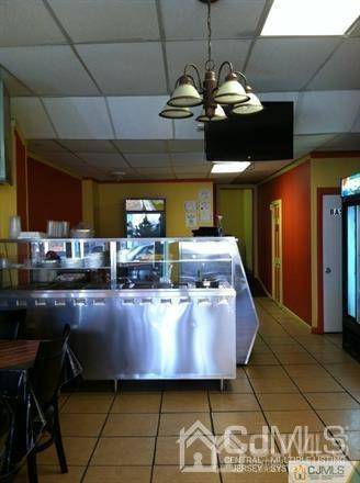 Perth Amboy, NJ 08861,236 New Brunswick AVE