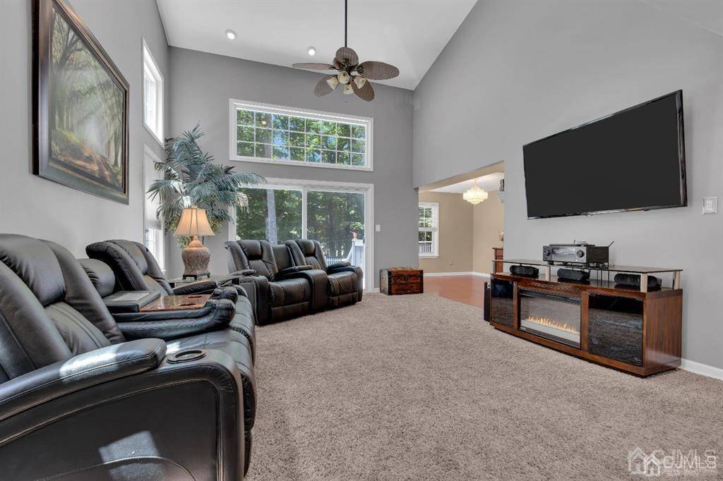 Howell, NJ 07731,7 Spruce Hollow DR