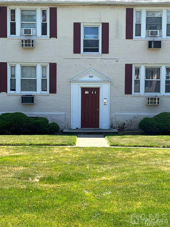 Plainfield, NJ 07903,919 E Front ST #D