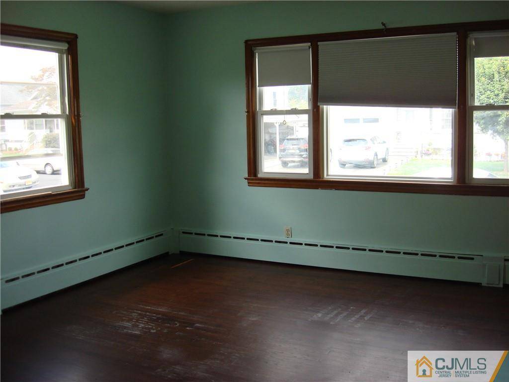 Iselin, NJ 08830,71 Grand ST