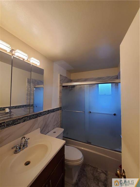 Edison, NJ 08817,0-38A3 Woodedge AVE #3813