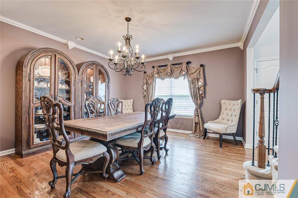 Monroe, NJ 08831,3 Arlene DR