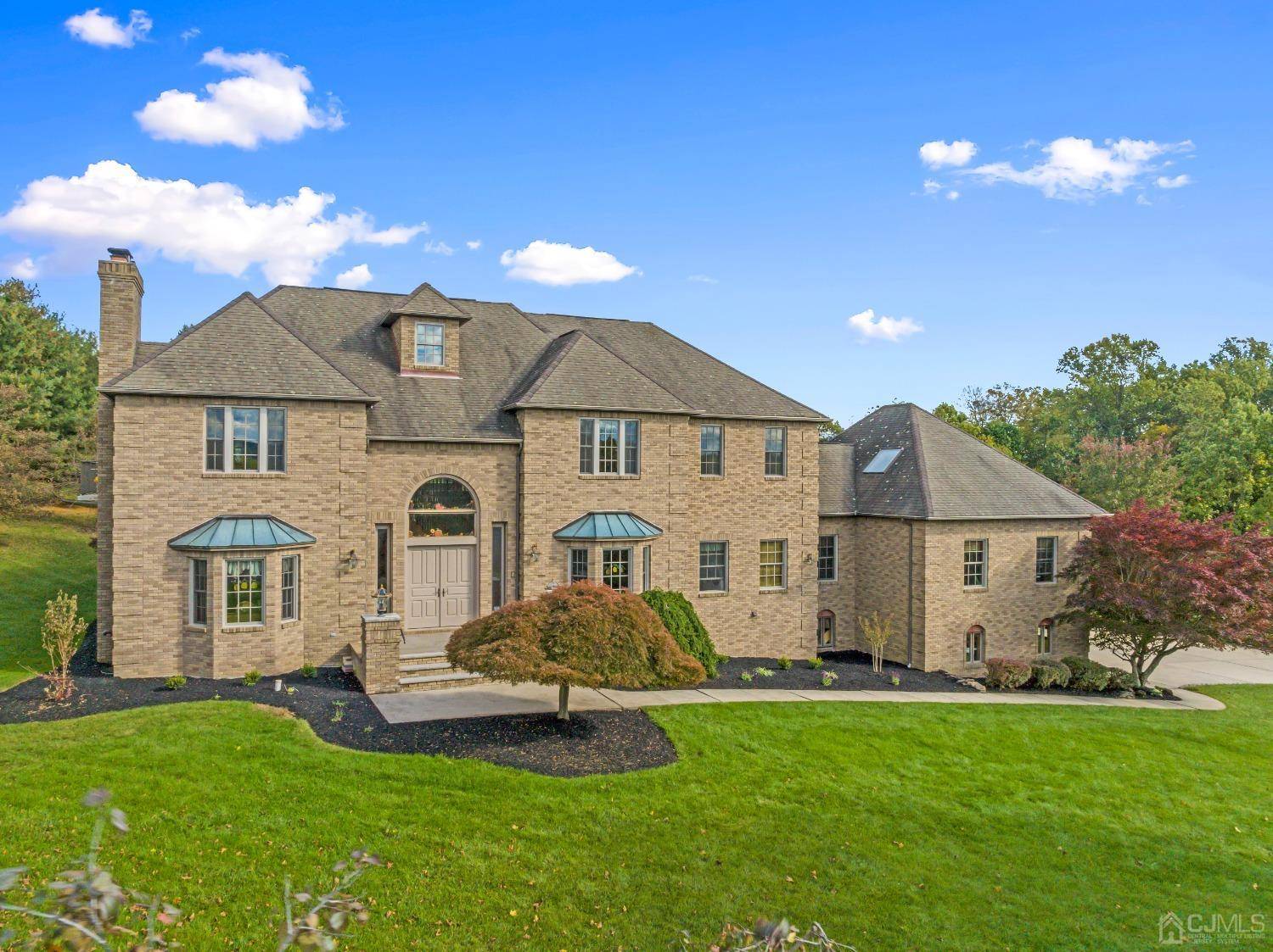 Clinton Twp, NJ 08801,14 White Tail WAY