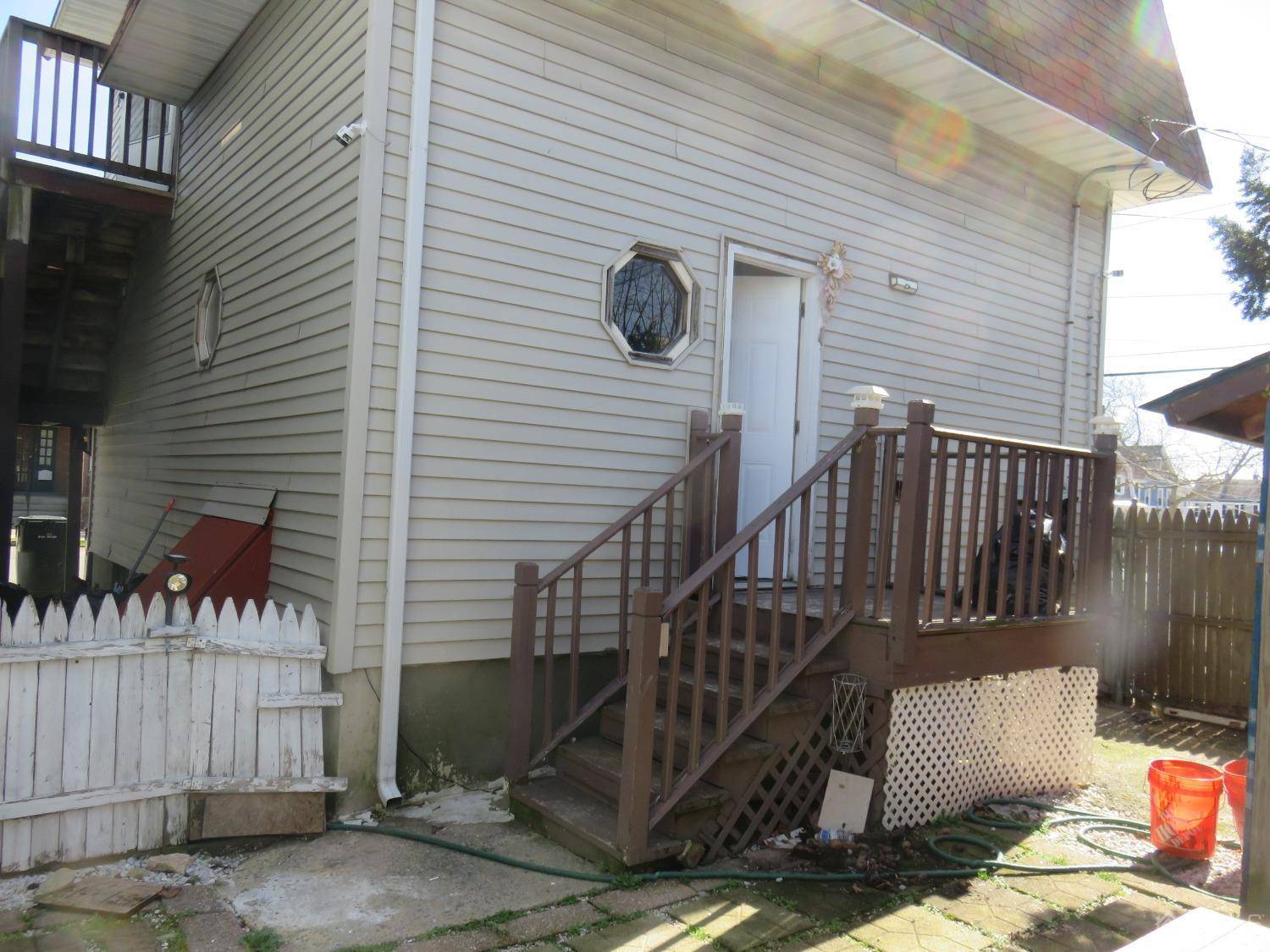 Perth Amboy, NJ 08861,559 Groom ST