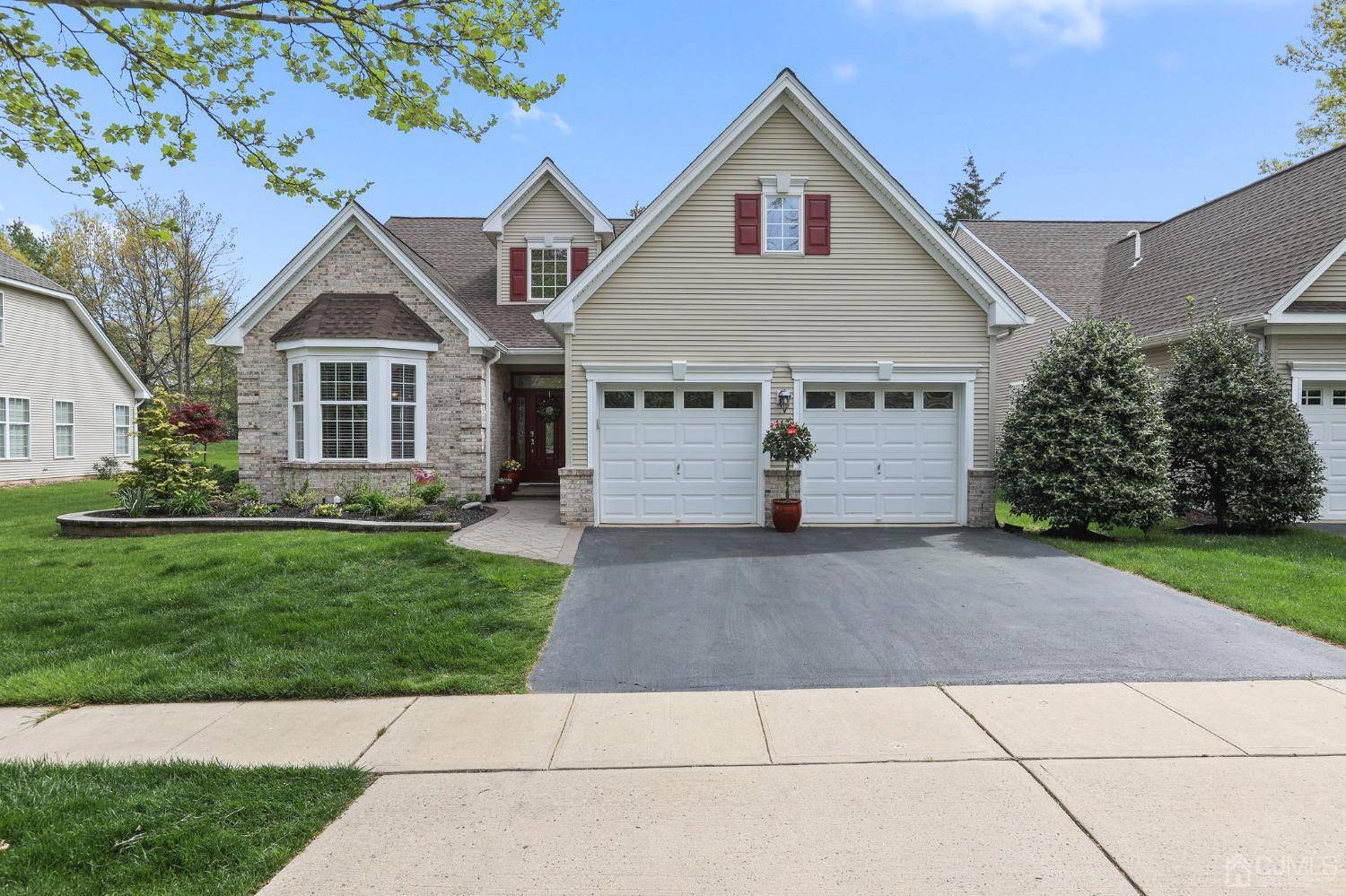 Robbinsville, NJ 08691,11 Marbella CT