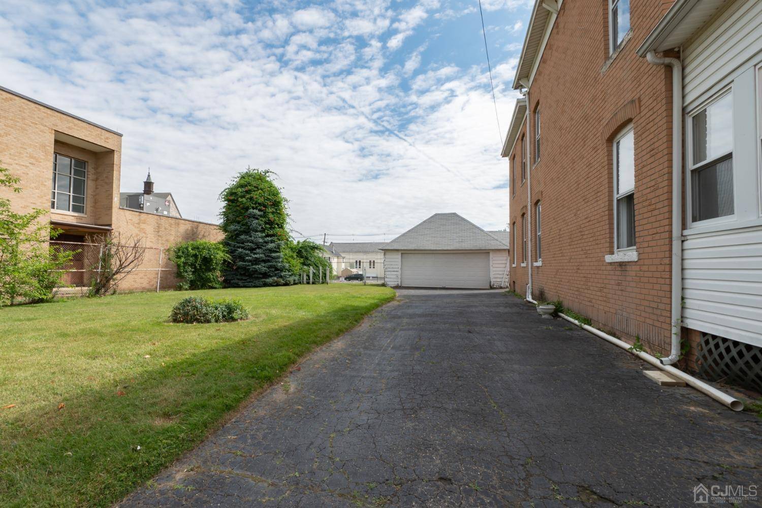 South River, NJ 08882,13 Holmes AVE