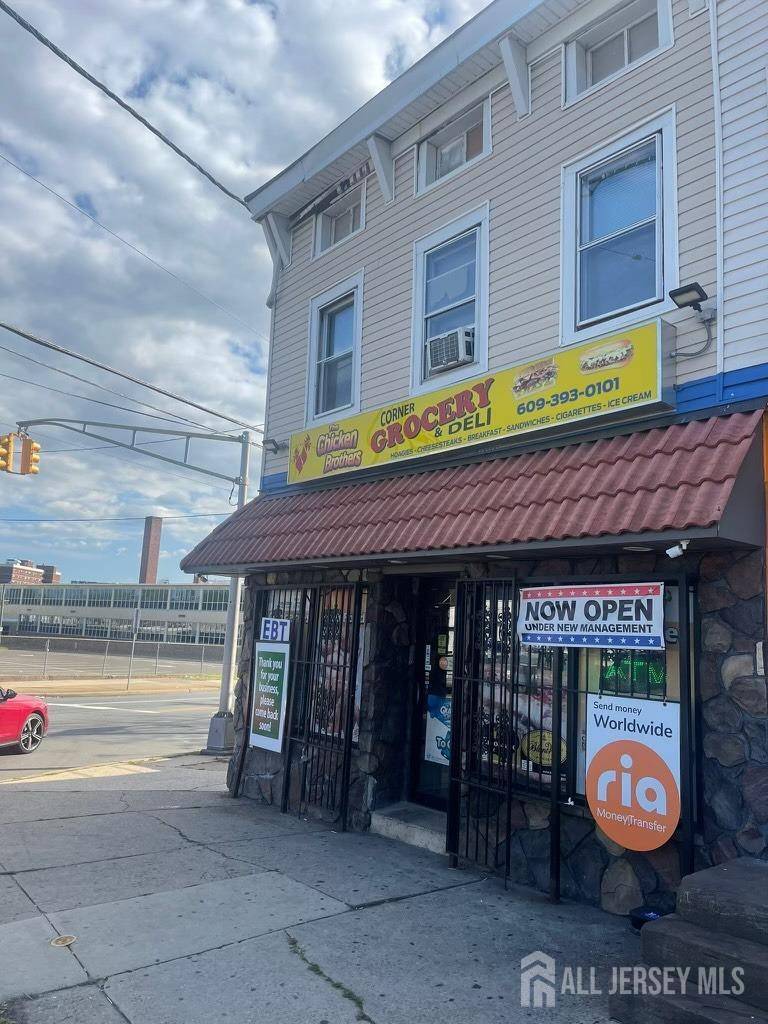 Trenton, NJ 08618,169 Pennington AVE