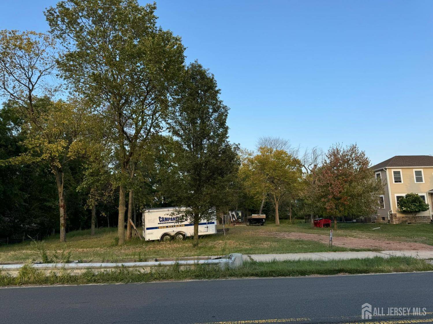 South Brunswick, NJ 08852,9 Beekman RD