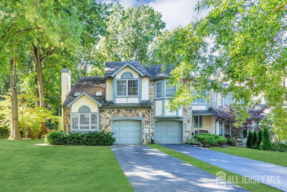 East Brunswick, NJ 08816,13 Dorchester DR