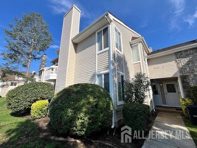 Sayreville, NJ 08859,63 Farnham SQ