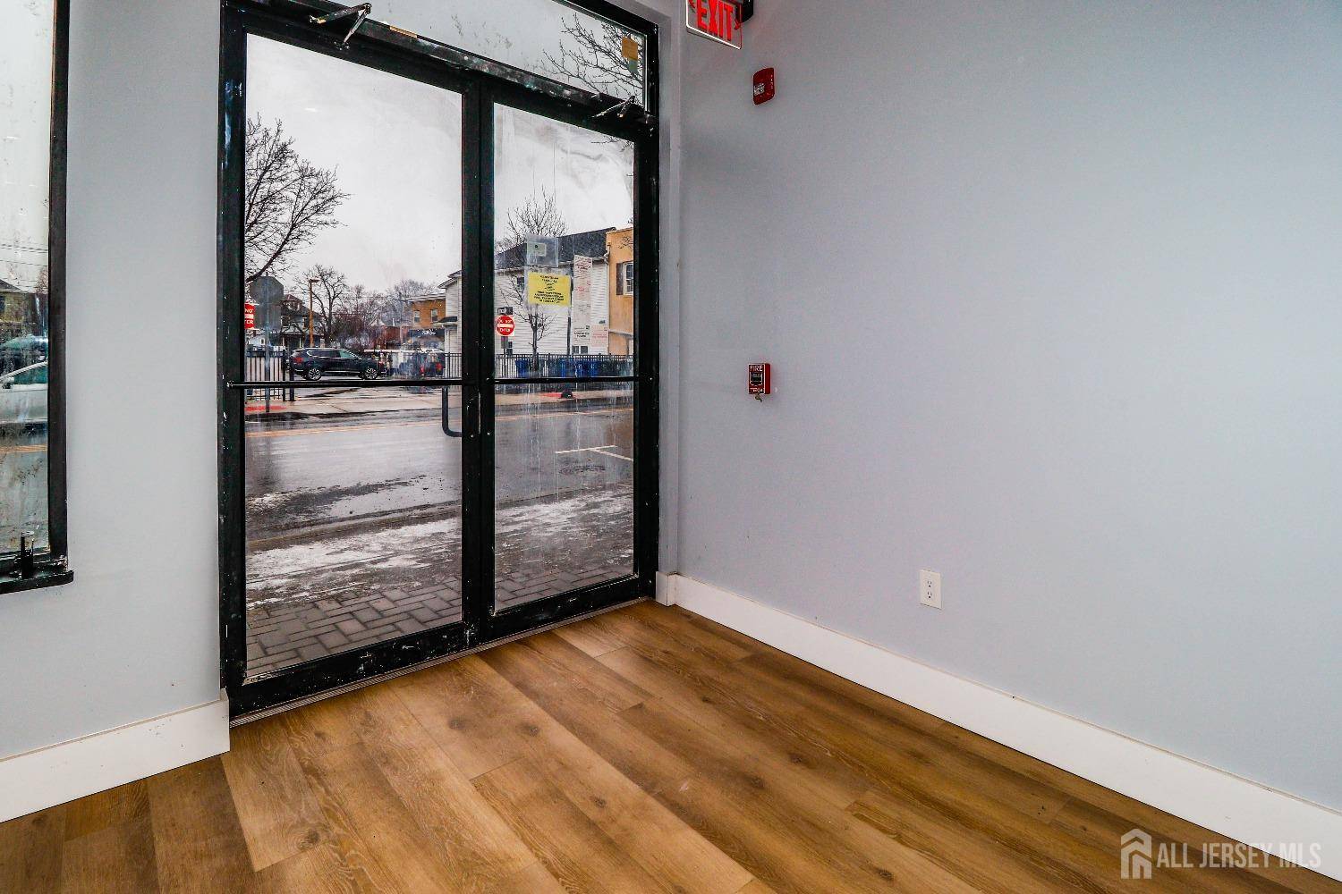 Fords, NJ 08863,575 New Brunswick AVE #1