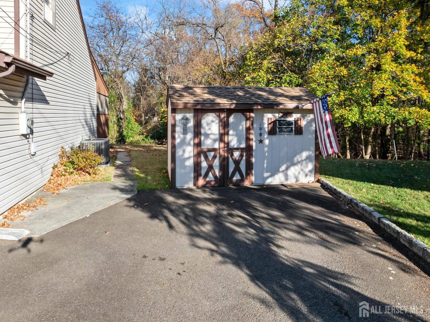 Old Bridge, NJ 08857,6 Thomas CT