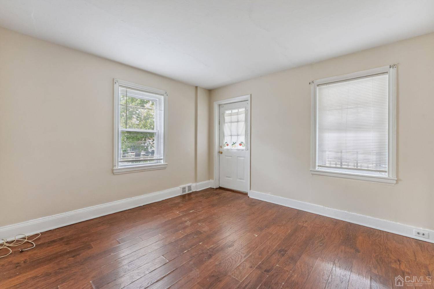 South Amboy, NJ 08879,165 2nd ST