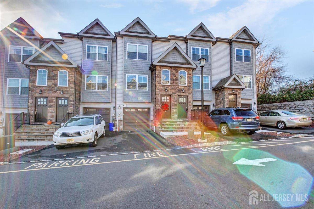 South Amboy, NJ 08879,238 Main ST