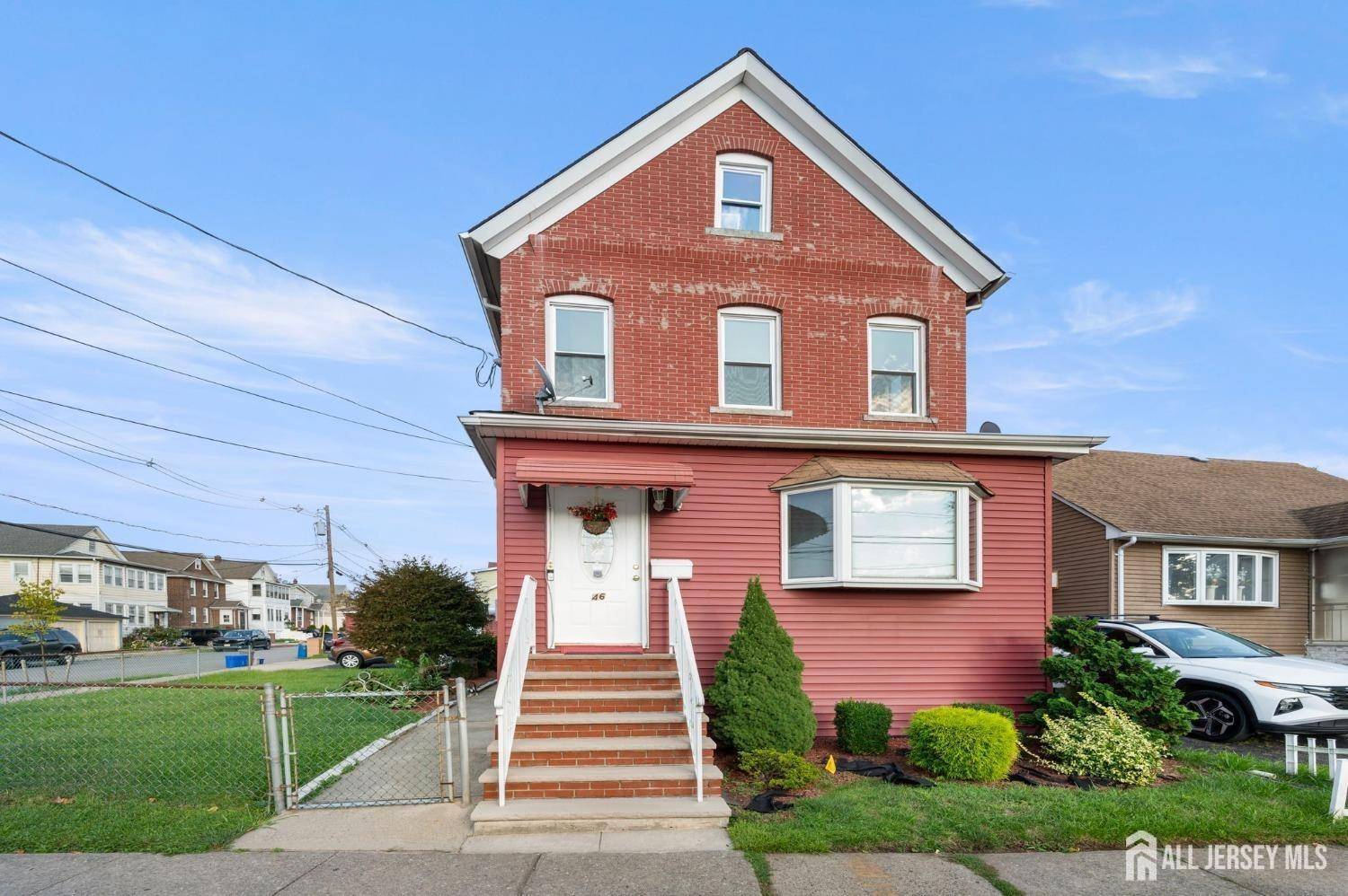 Carteret, NJ 07008,46 Hayward AVE