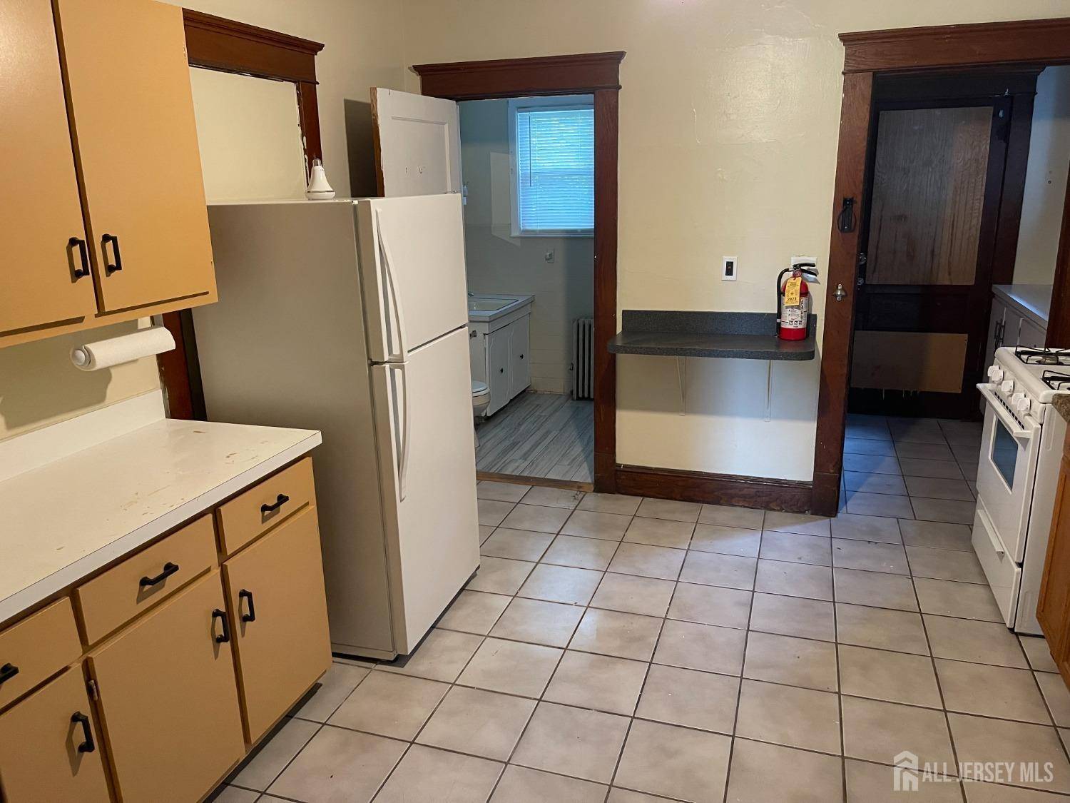 New Brunswick, NJ 08901,118 HUNTINGTON ST