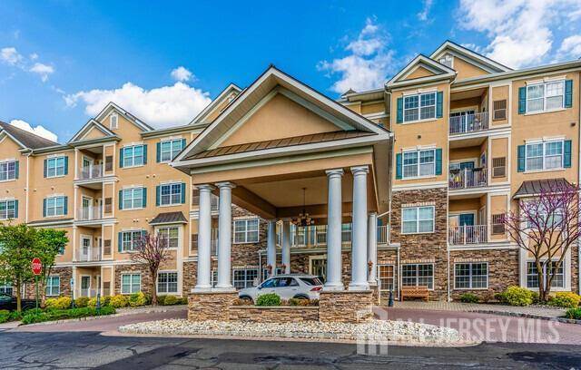 East Brunswick, NJ 08816,540 Cranbury RD #407