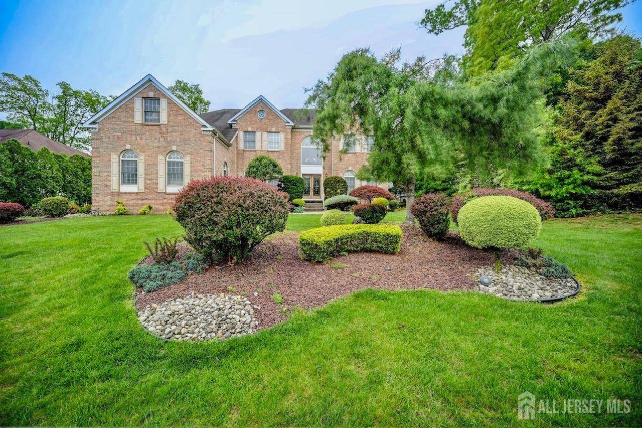 Monroe, NJ 08831,6 Lexington CT