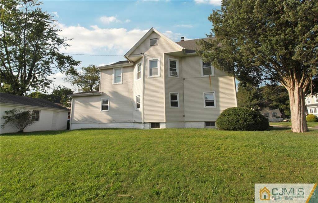 Edison, NJ 08817,20 silverlake AVE