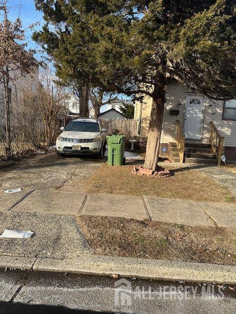 Edison, NJ 08817,8 Germantown AVE #1