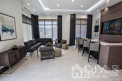 Piscataway, NJ 08854,4318 Pine Valley WAY