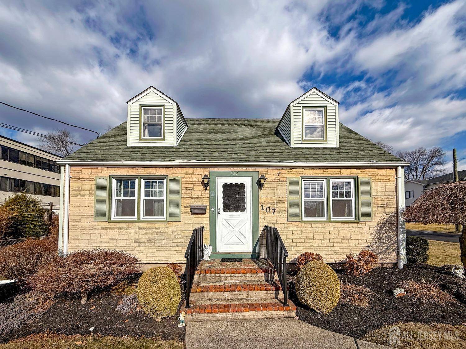 South Plainfield, NJ 07080,115 Sprague AVE