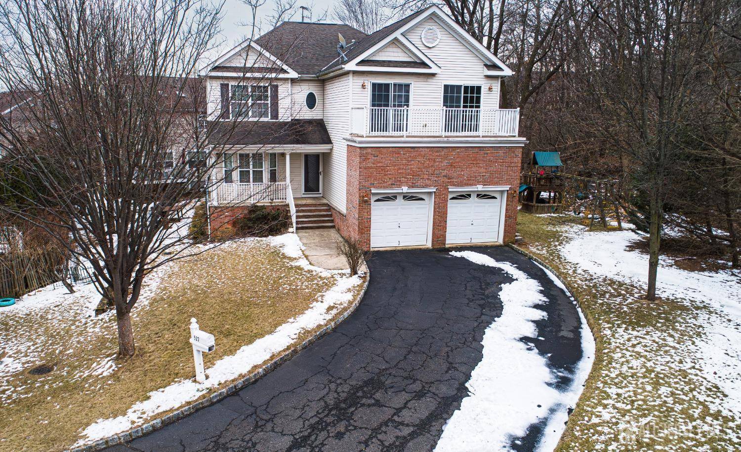 South Amboy, NJ 08879,527 John ST