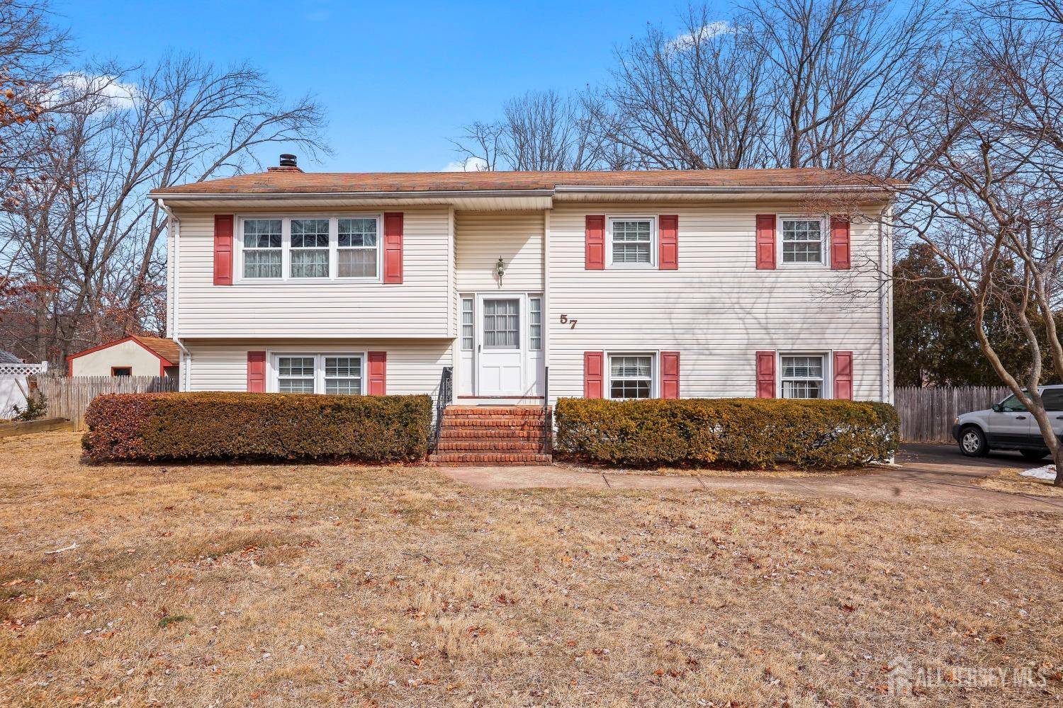 East Brunswick, NJ 08816,57 Helena ST