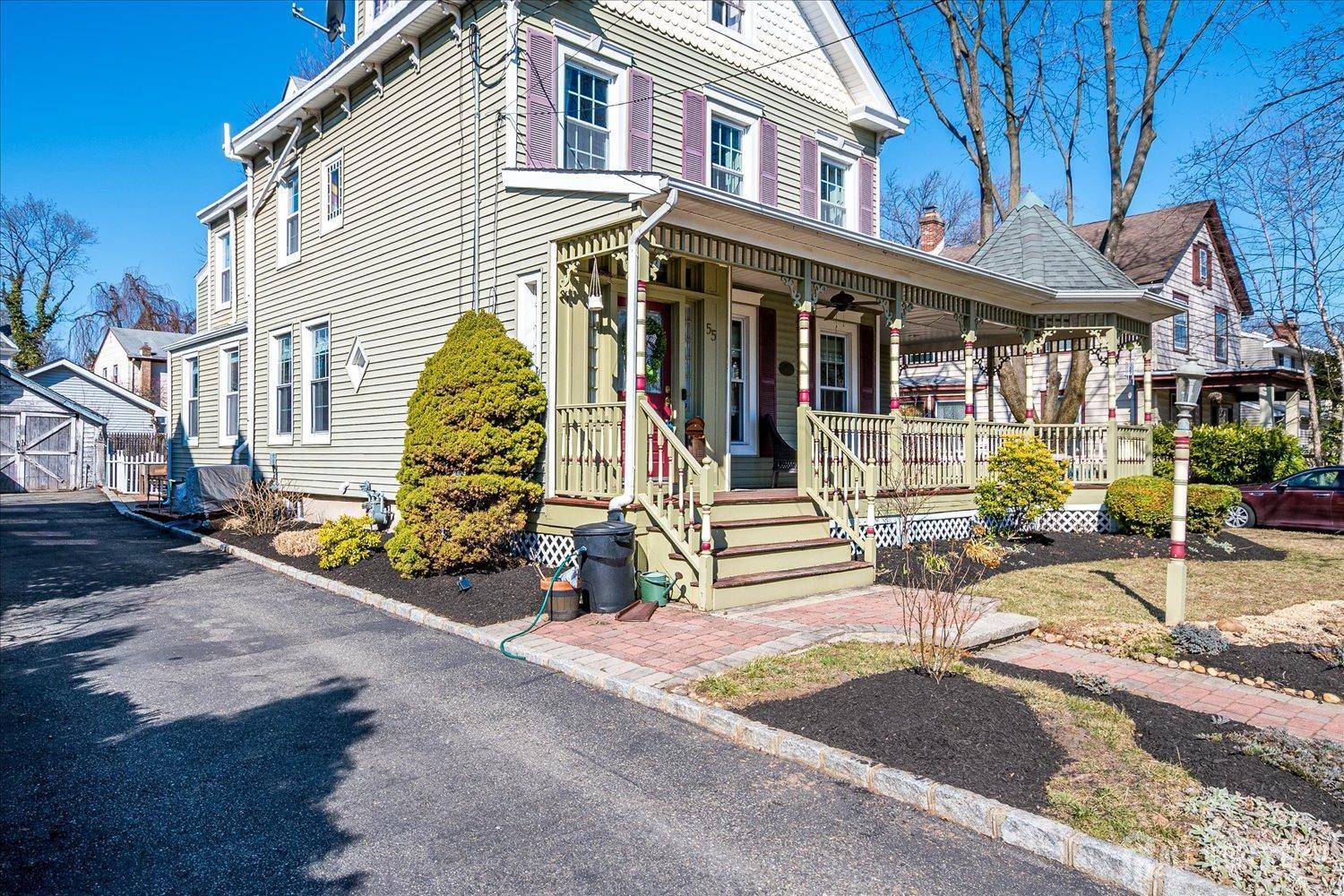 Metuchen, NJ 08840,55 Home ST