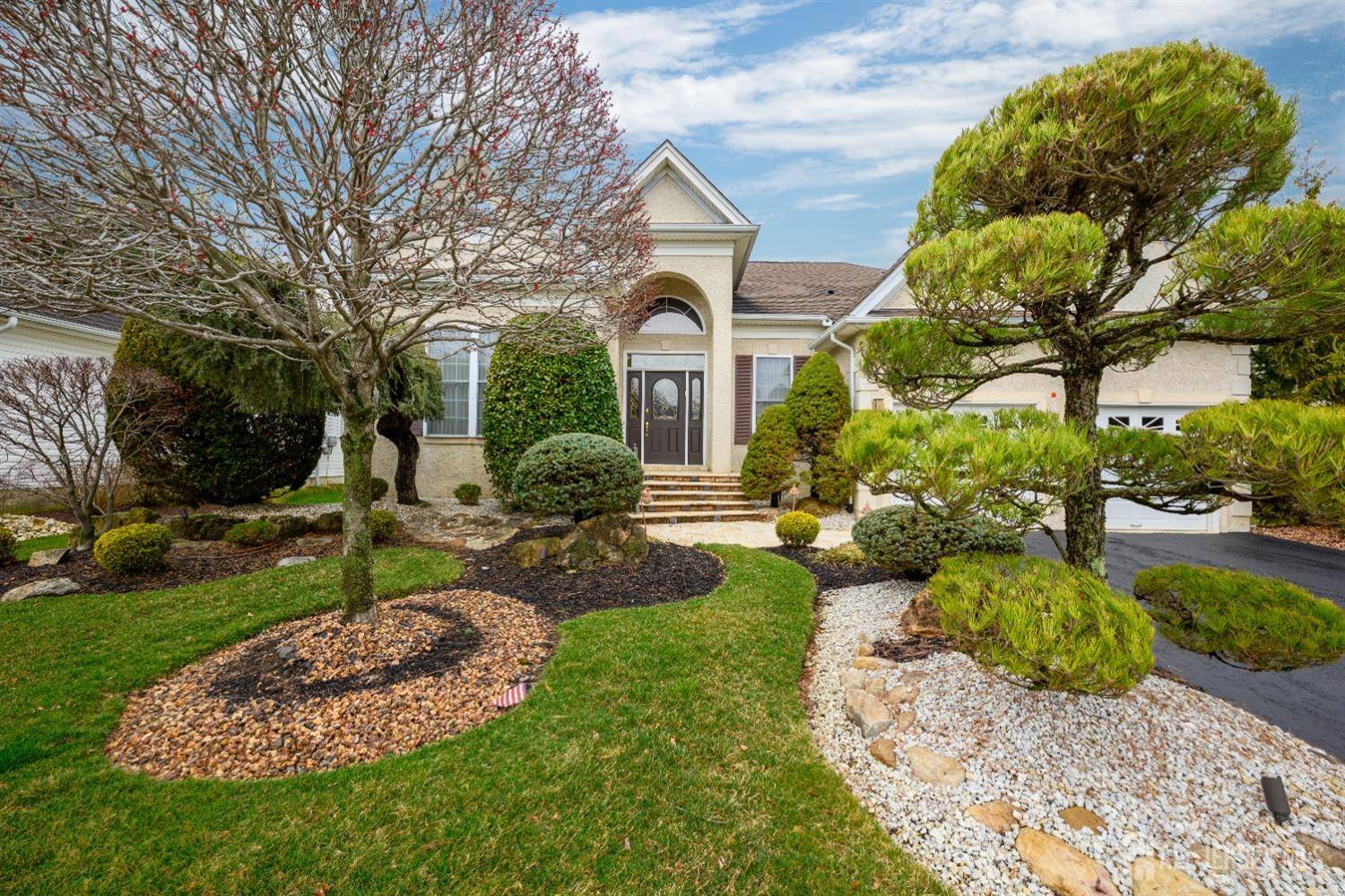 Monroe, NJ 08831,10 Tidewater PL