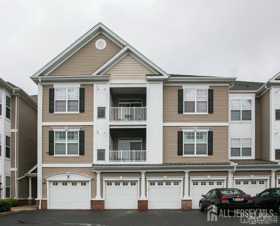 Edison, NJ 08837,2318 Edward stec BLVD