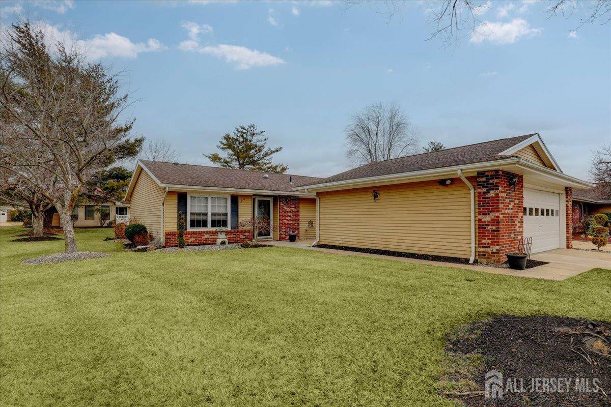 Monroe, NJ 08831,490 Grandin RD #A