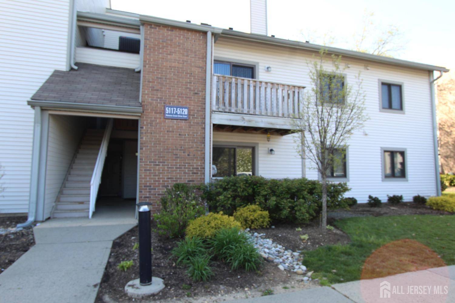 Plainsboro, NJ 08536,5120 Ravens Crest DR
