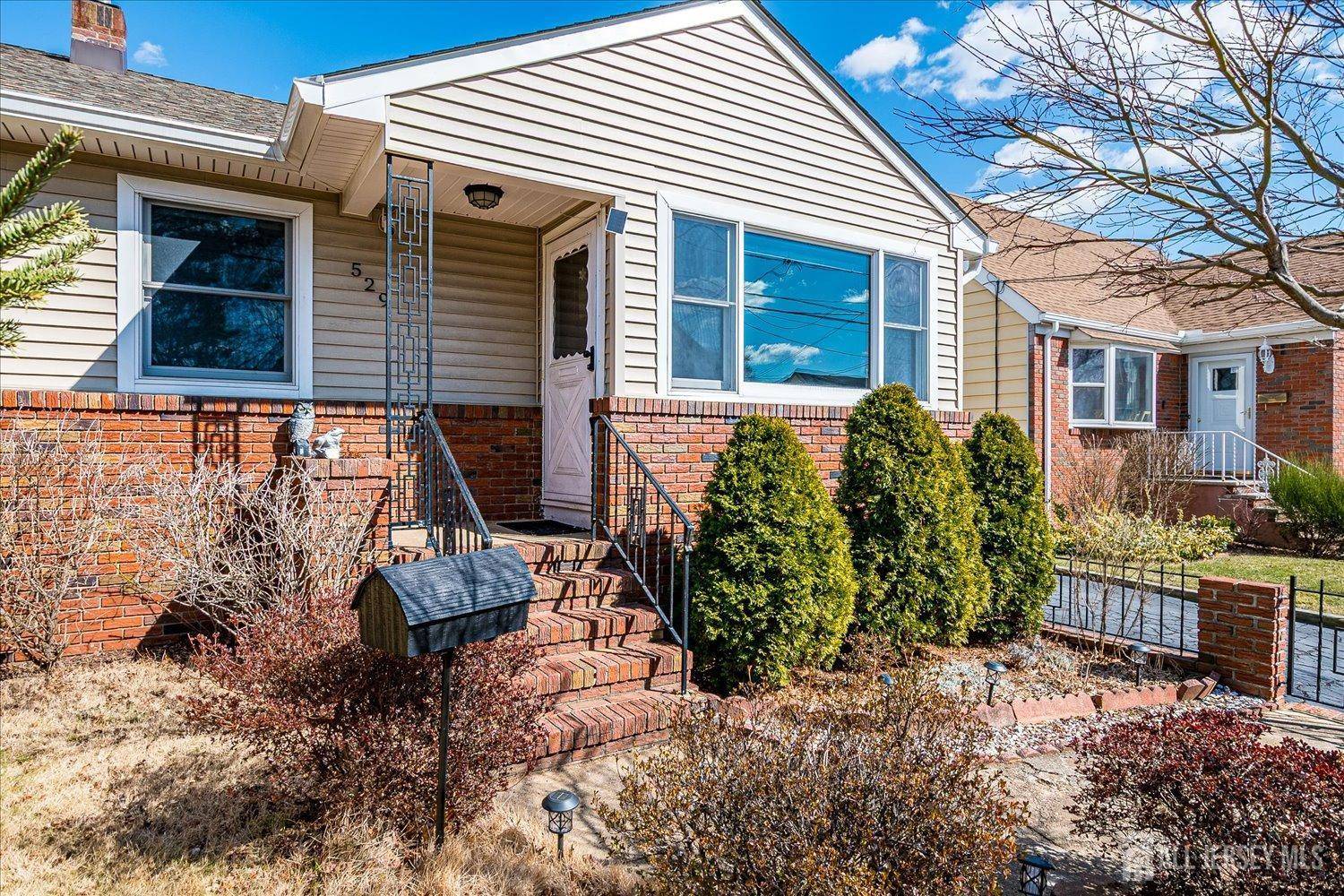 Roselle Park, NJ 07204,529 Roosevelt ST