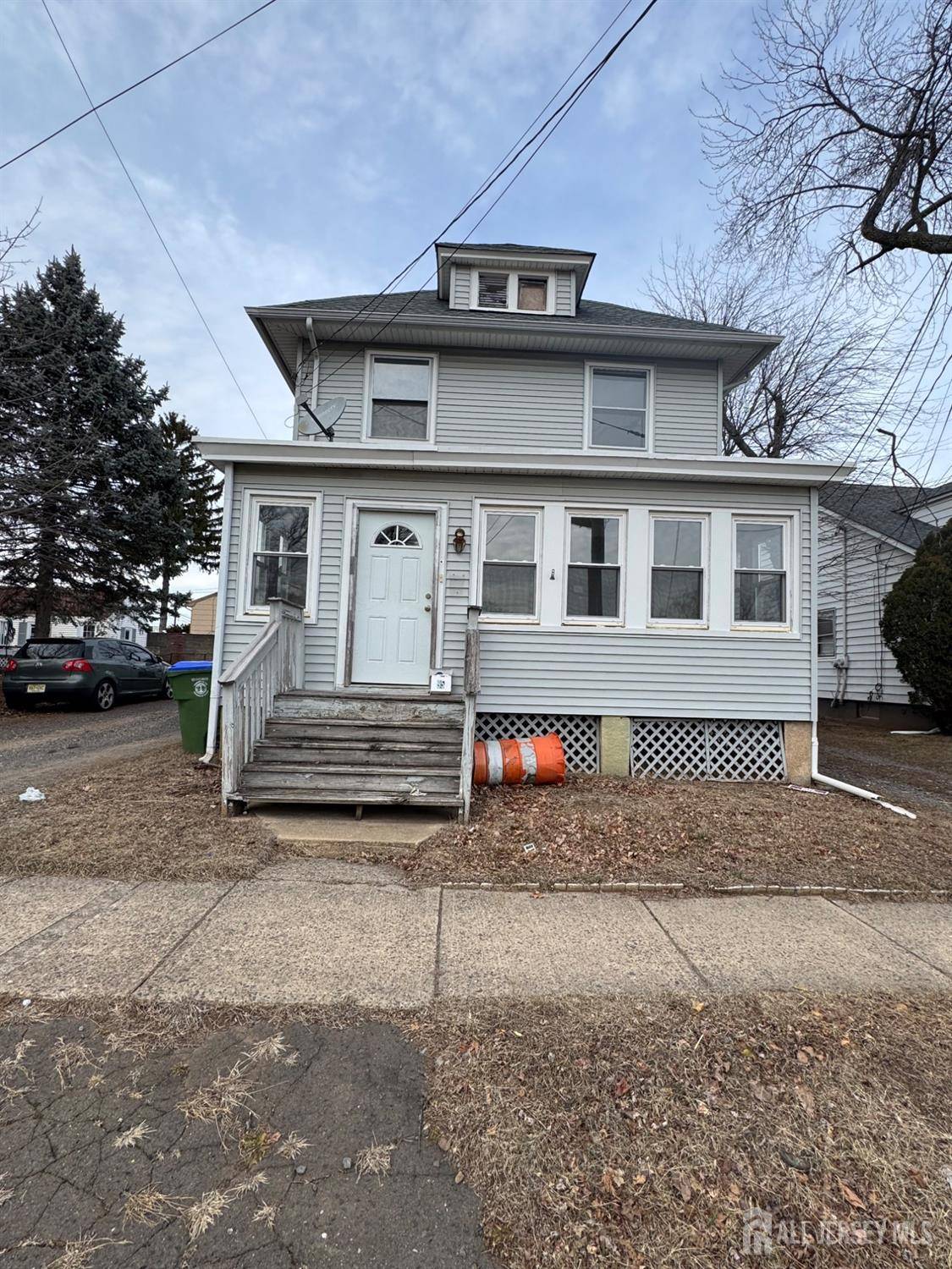 Edison, NJ 08817,95 Craig ST