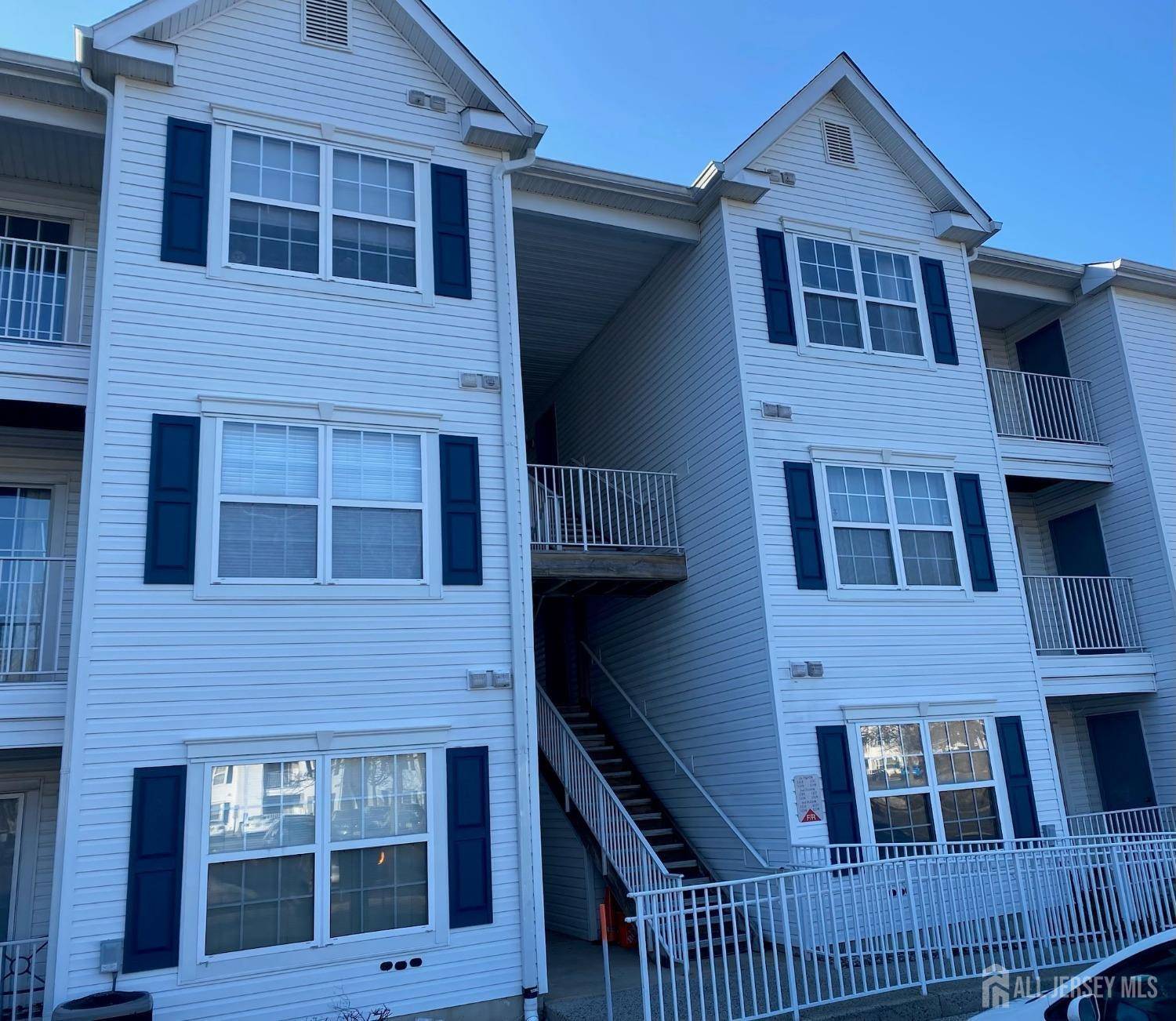 Edison, NJ 08817,1136 Waterford DR