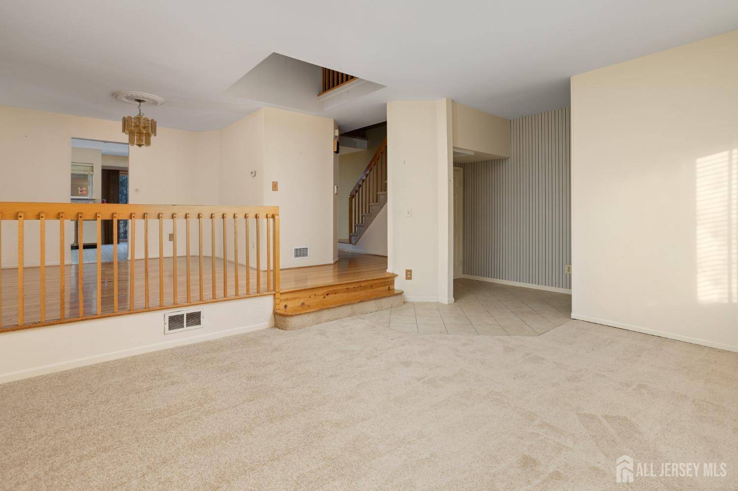 South Brunswick, NJ 08852,51 Jamie CT