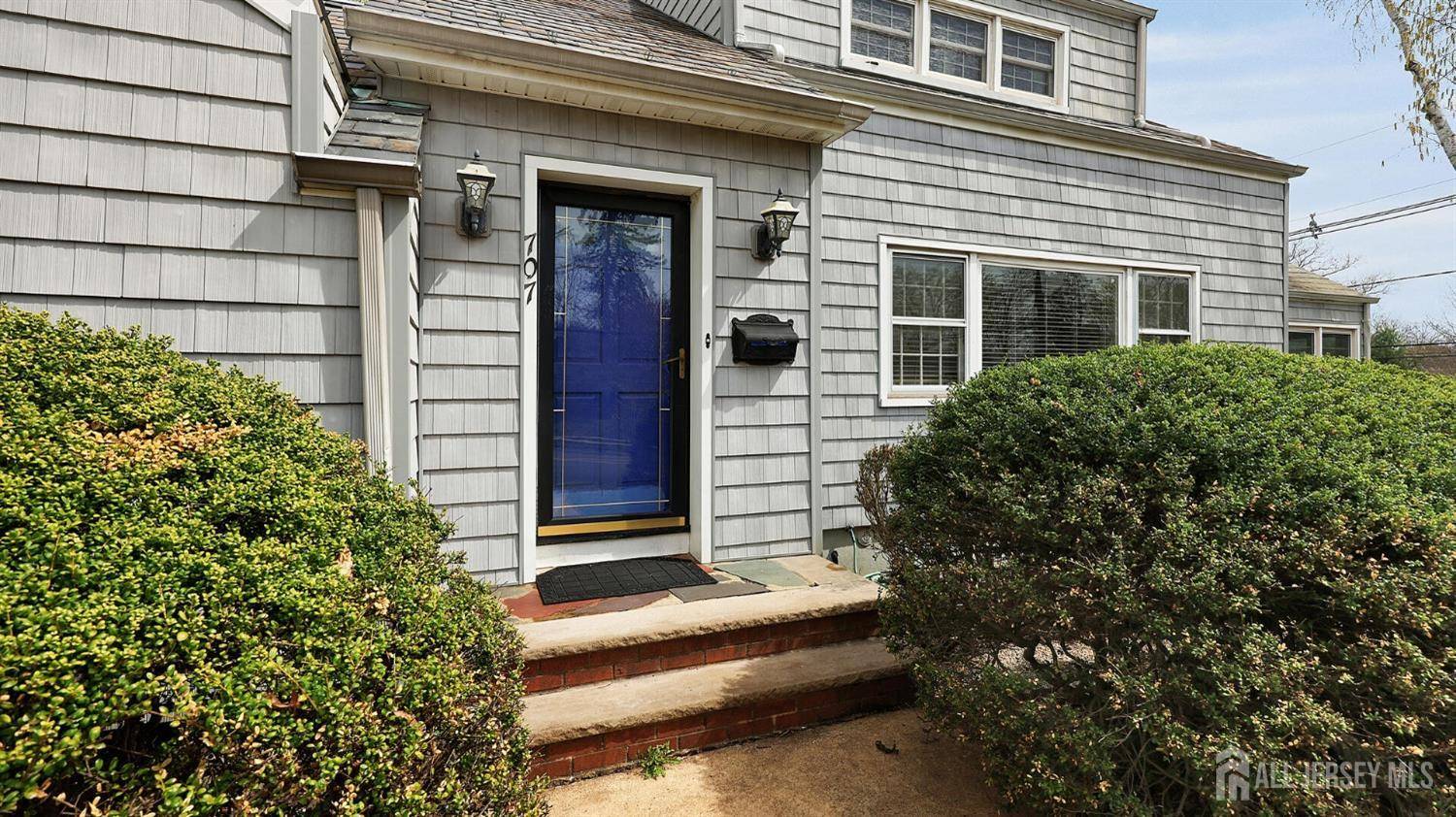 Highland Park, NJ 08904,707 S 1st AVE