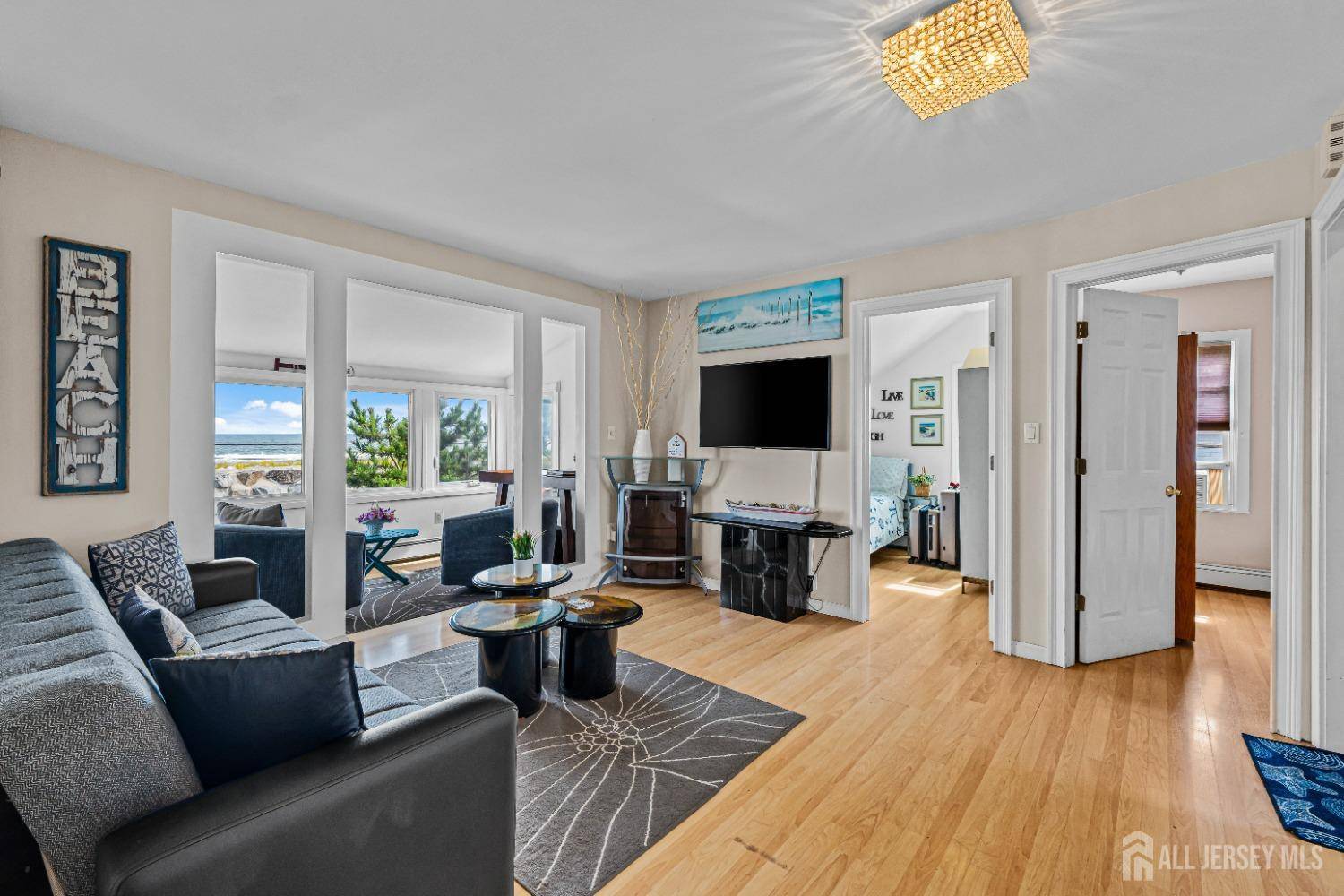 Sea Bright, NJ 07760,164 Ocean AVE #2