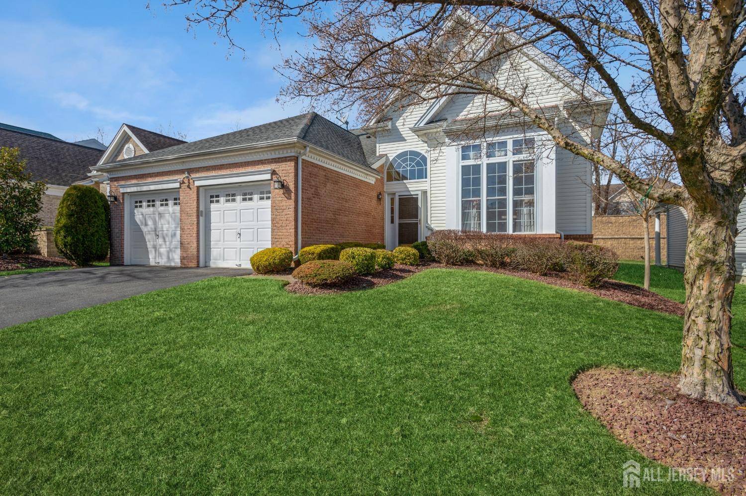 Monroe, NJ 08831,42 Turnberry DR